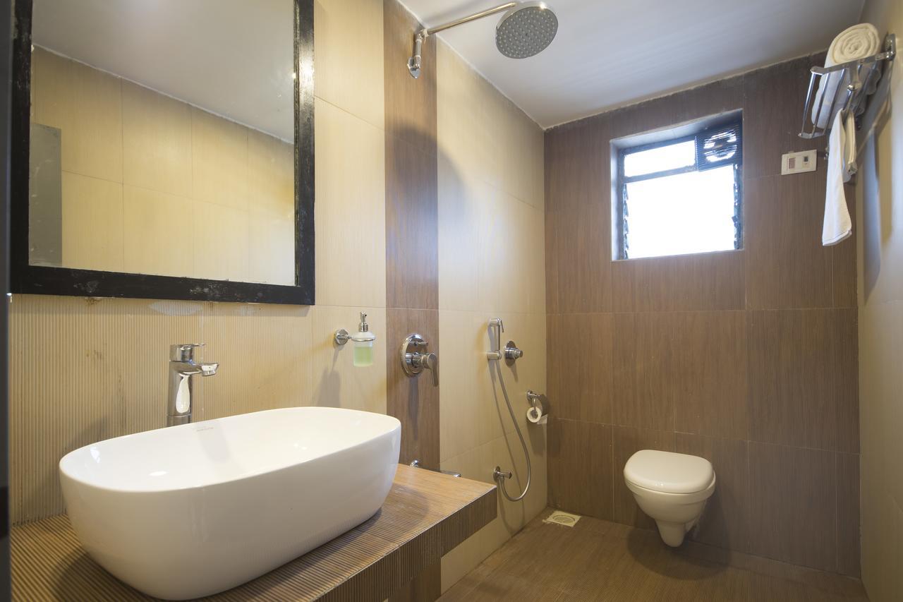 Hotel Oyo Townhouse 16 International Airport Mumbai Exterior foto
