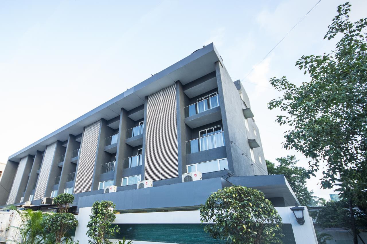 Hotel Oyo Townhouse 16 International Airport Mumbai Exterior foto